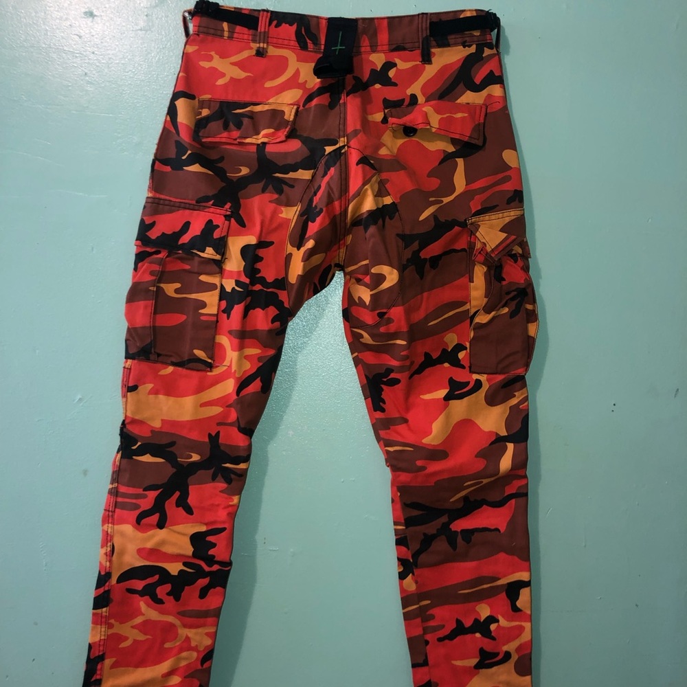 Camo pants
